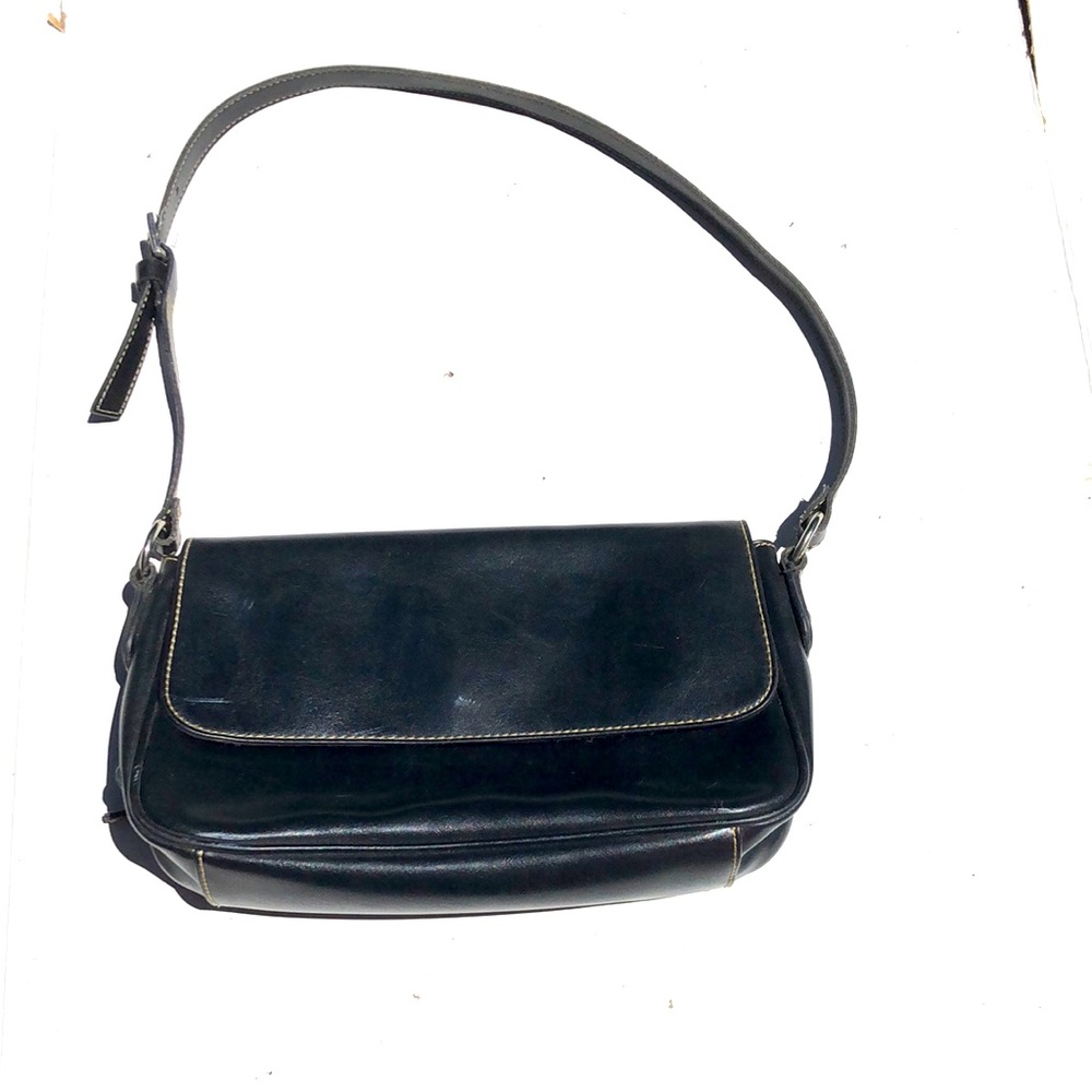 Villager black shoulder bag purse